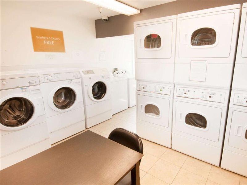 Sonesta Simply Suites Anaheim Garden Grove Bagian luar foto