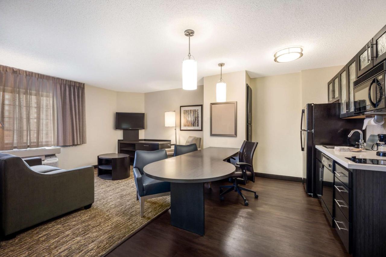 Sonesta Simply Suites Anaheim Garden Grove Bagian luar foto