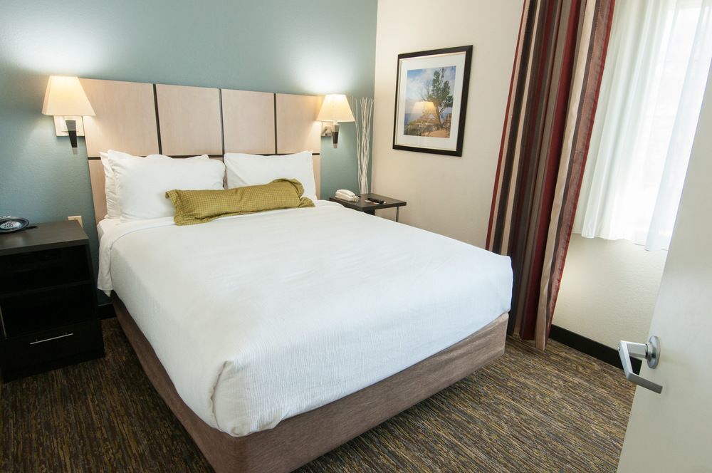 Sonesta Simply Suites Anaheim Garden Grove Bagian luar foto