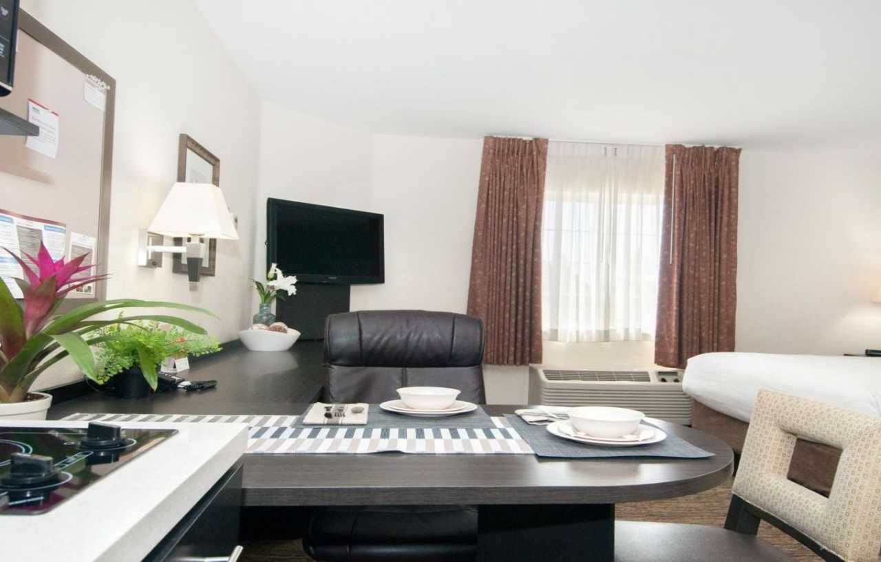 Sonesta Simply Suites Anaheim Garden Grove Bagian luar foto